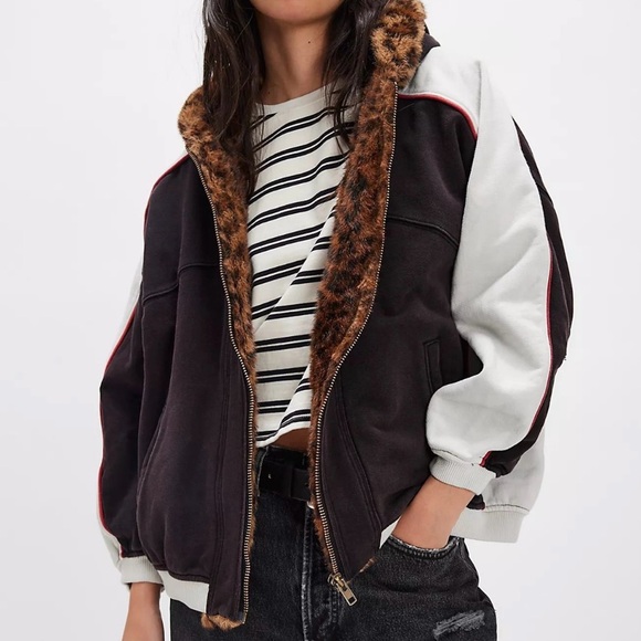 Free People Jackets & Blazers - Free People NWT Super Hoodie Cheetah Lined